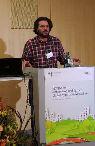 Prof. Dr. Michael Gebauer